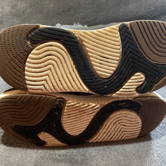 Sutton's UGG Boots (Australian) - Picture 7 of 7